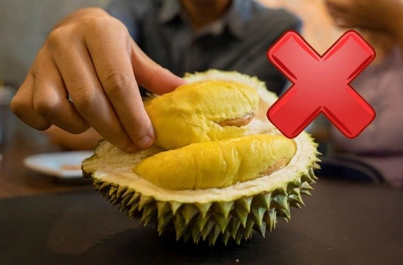 Ăn sầu riêng có béo không? Sầu riêng có bao nhiêu calo? Ăn sầu riêng có béo không